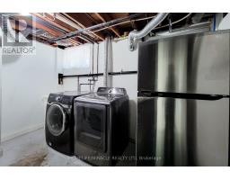 12 Maitland Avenue E, Hamilton, ON L9A3J3 Photo 47