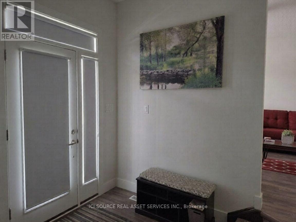 20 HELEN COURT - 2