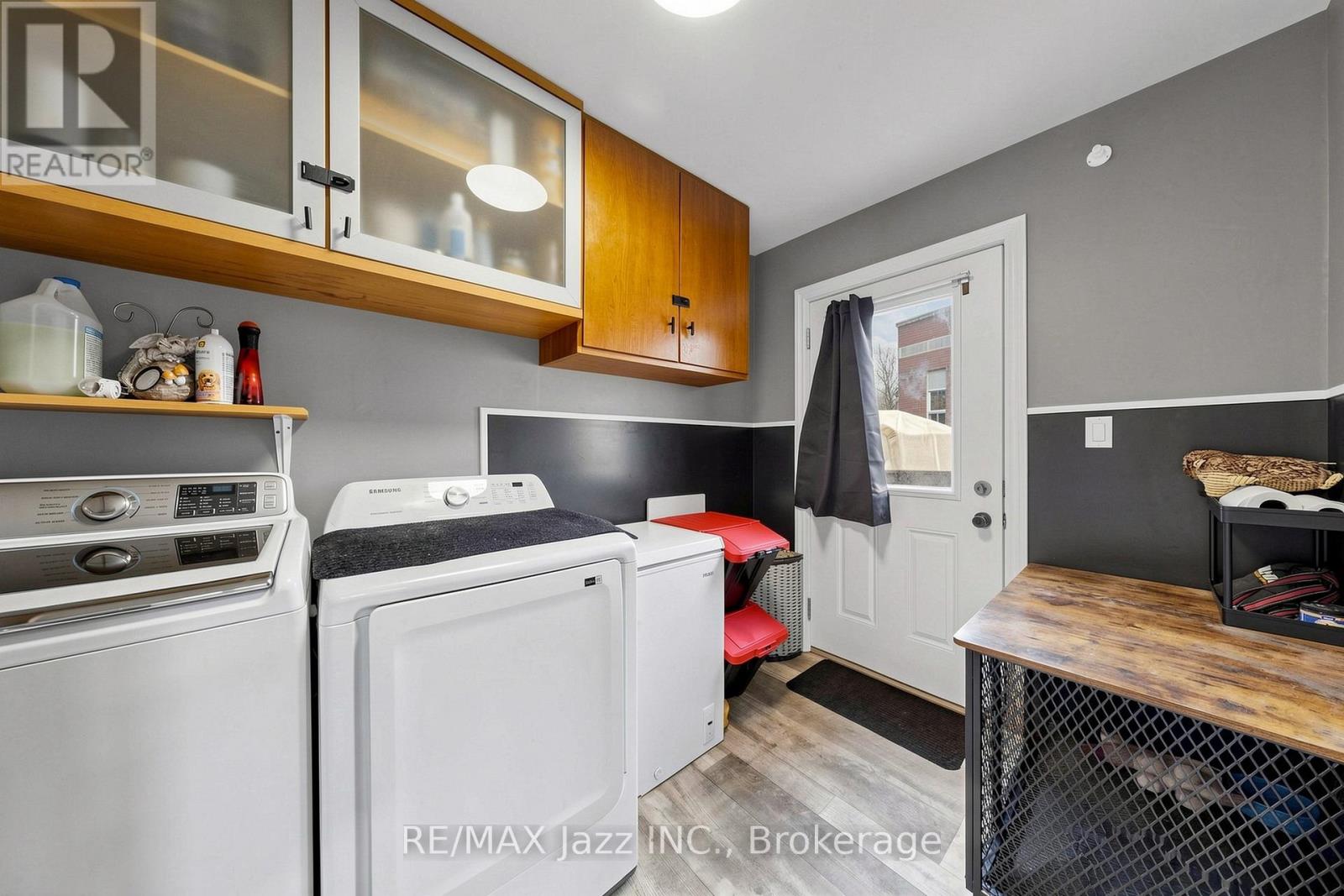 81 HARCOURT STREET - 11