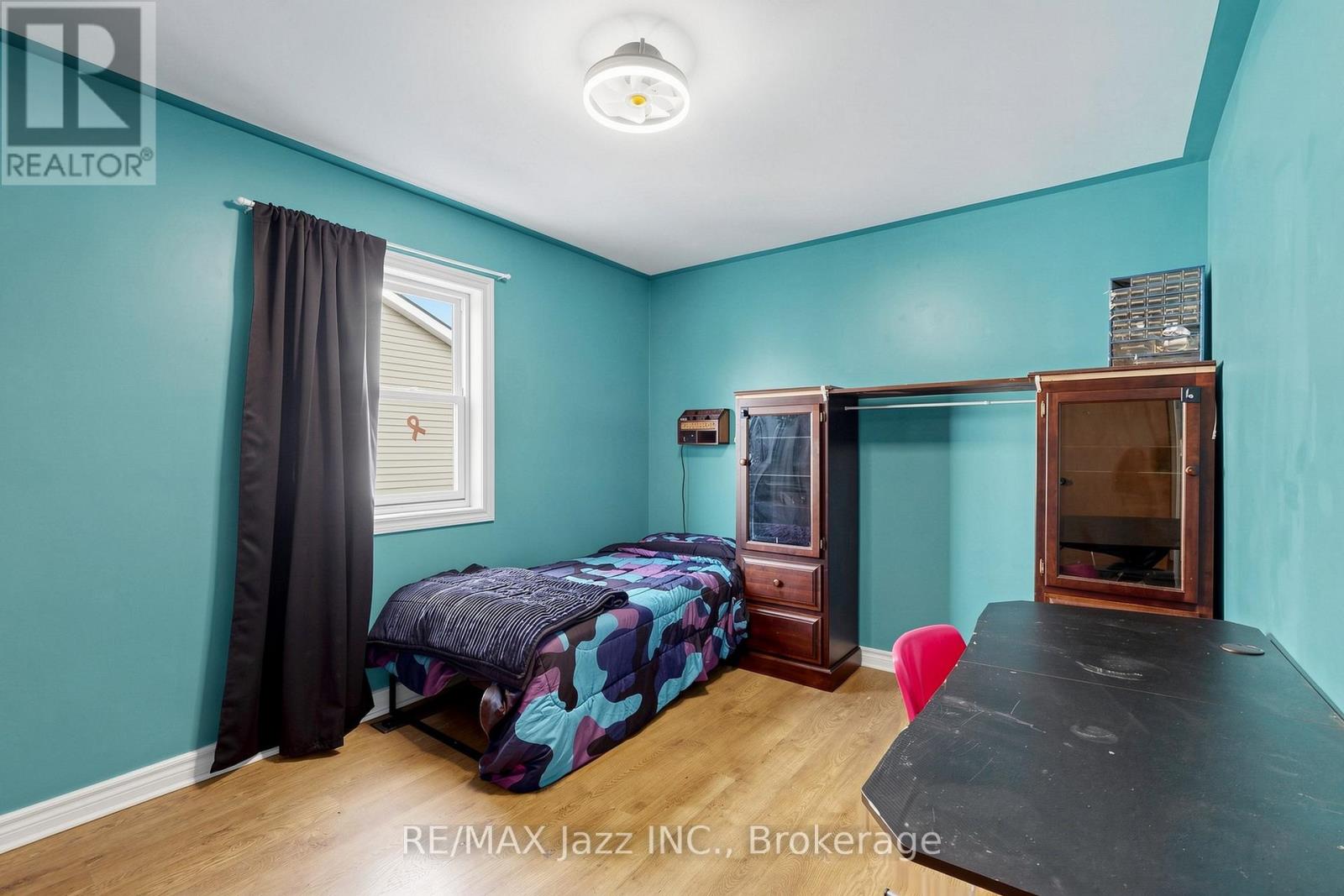 81 HARCOURT STREET - 16