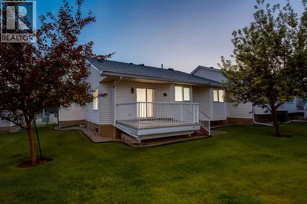 60 RIVERVIEW Drive SE — photo 33