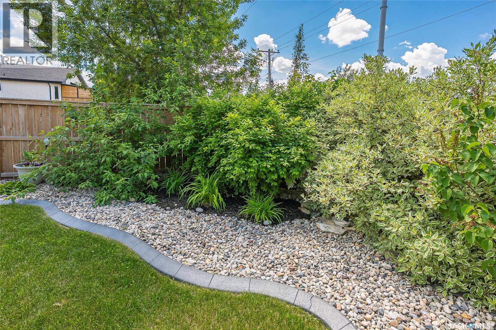 103 Bornstein CRESCENT — photo 36