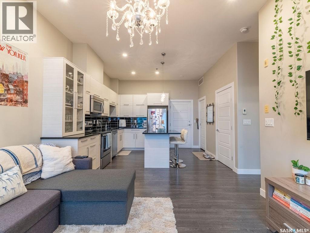 310 502 Perehudoff CRESCENT — photo 13