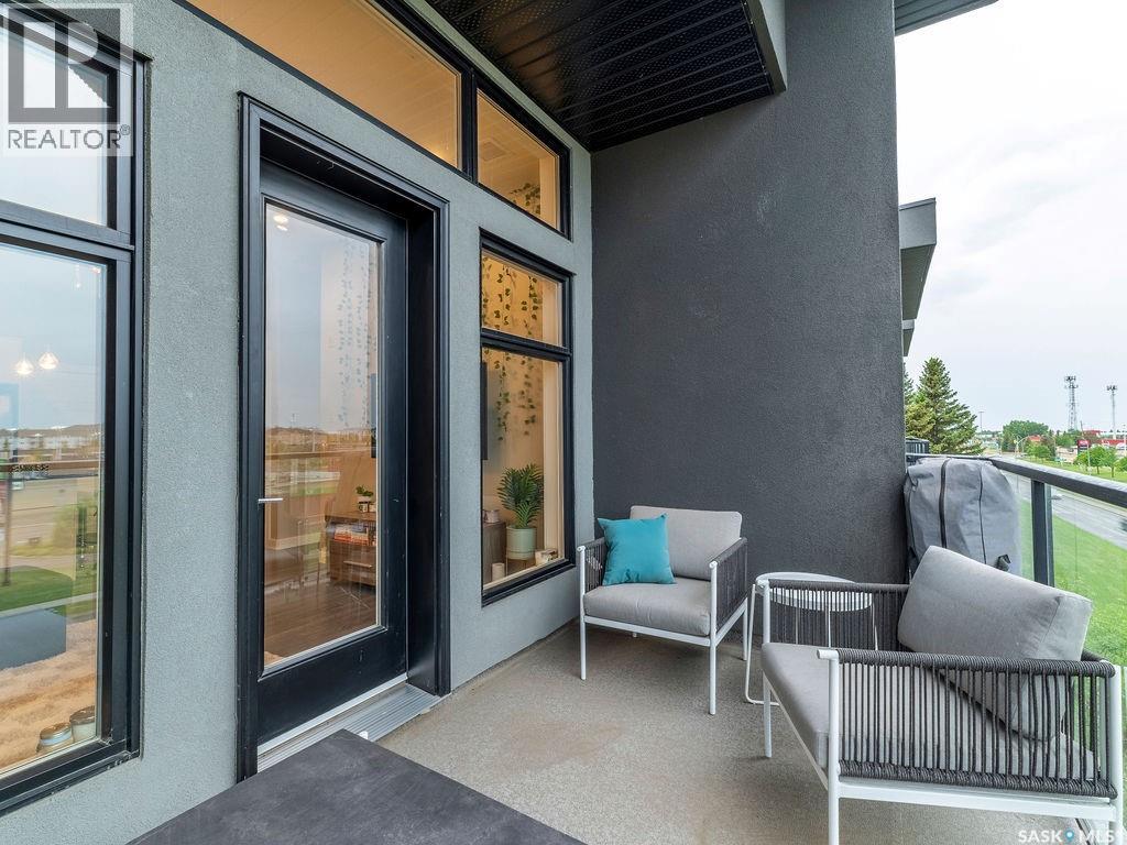 310 502 Perehudoff CRESCENT — photo 17