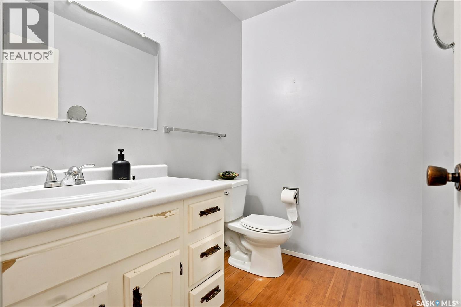 724 M AVENUE S - 14