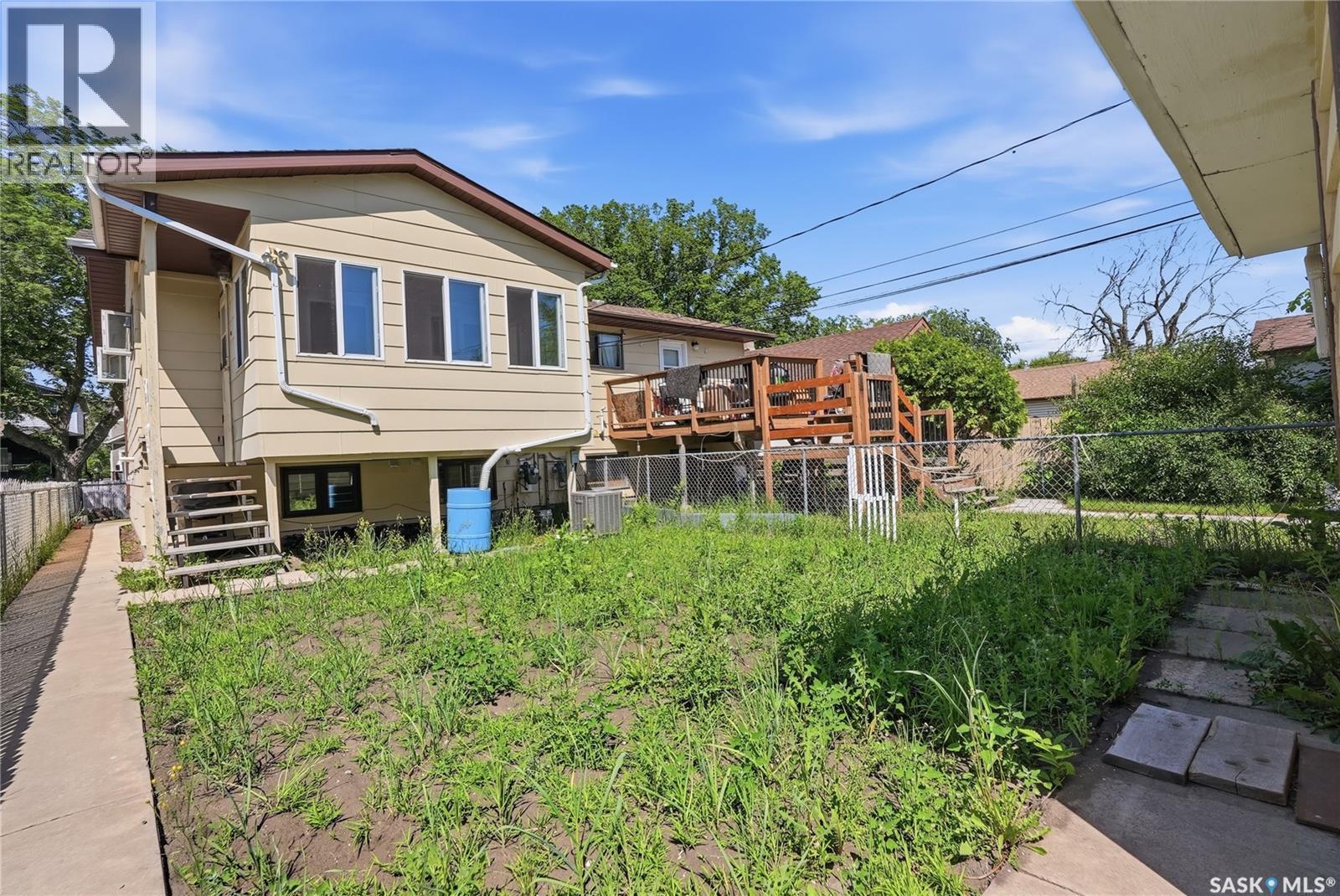 724 M AVENUE S - 38