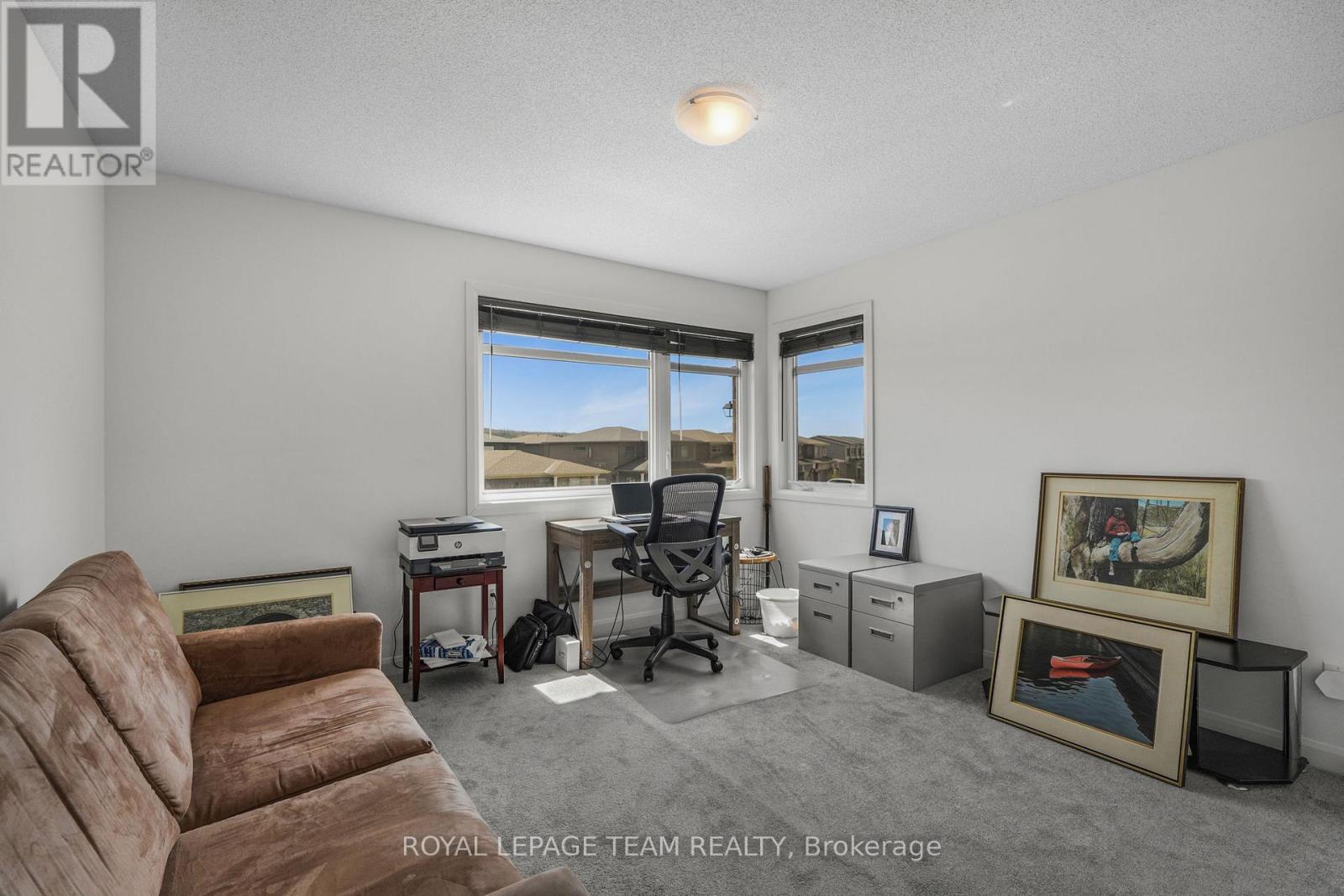 376 STERLING AVENUE - 24