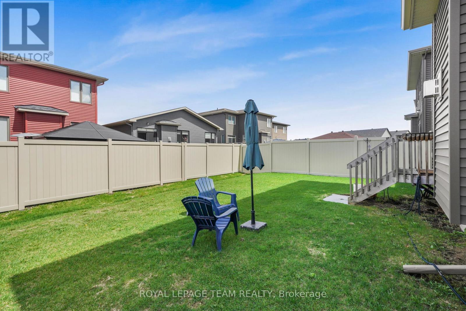 376 STERLING AVENUE - 27
