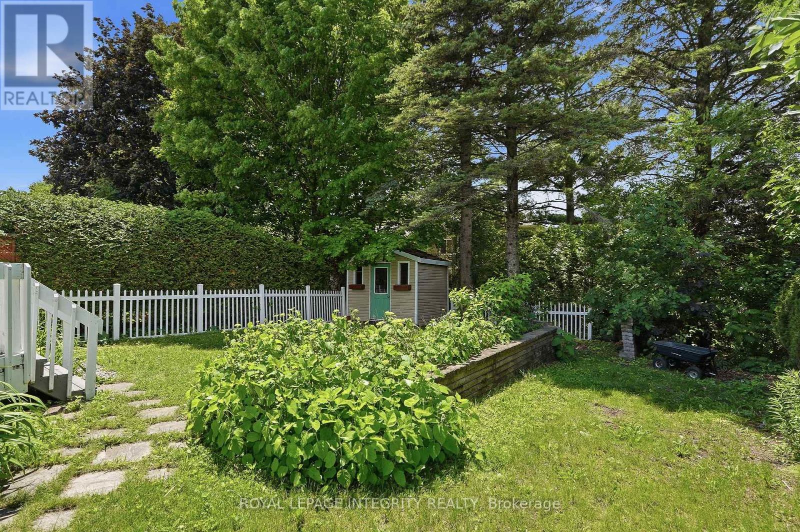 3 Bed, 3 Bath House for Sale in Ottawa – 142 GLADECREST COURT, Ottawa – MLS# X13493884 - Image 29