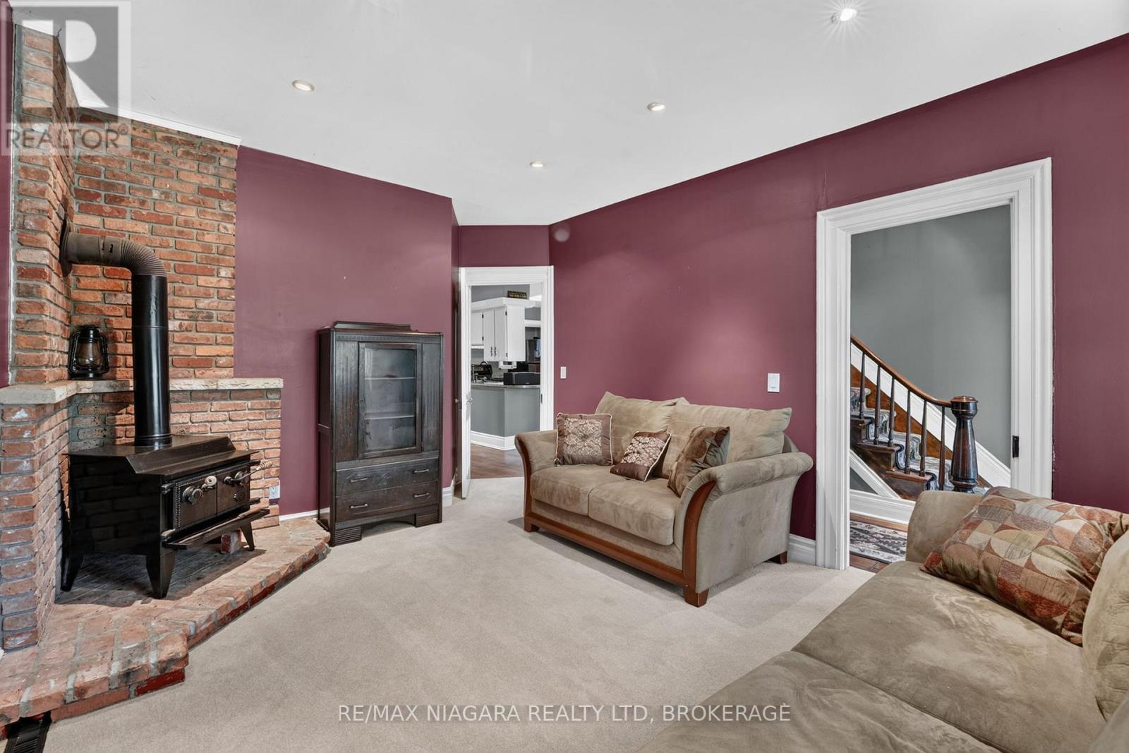 3776 BERTIE STREET - 12