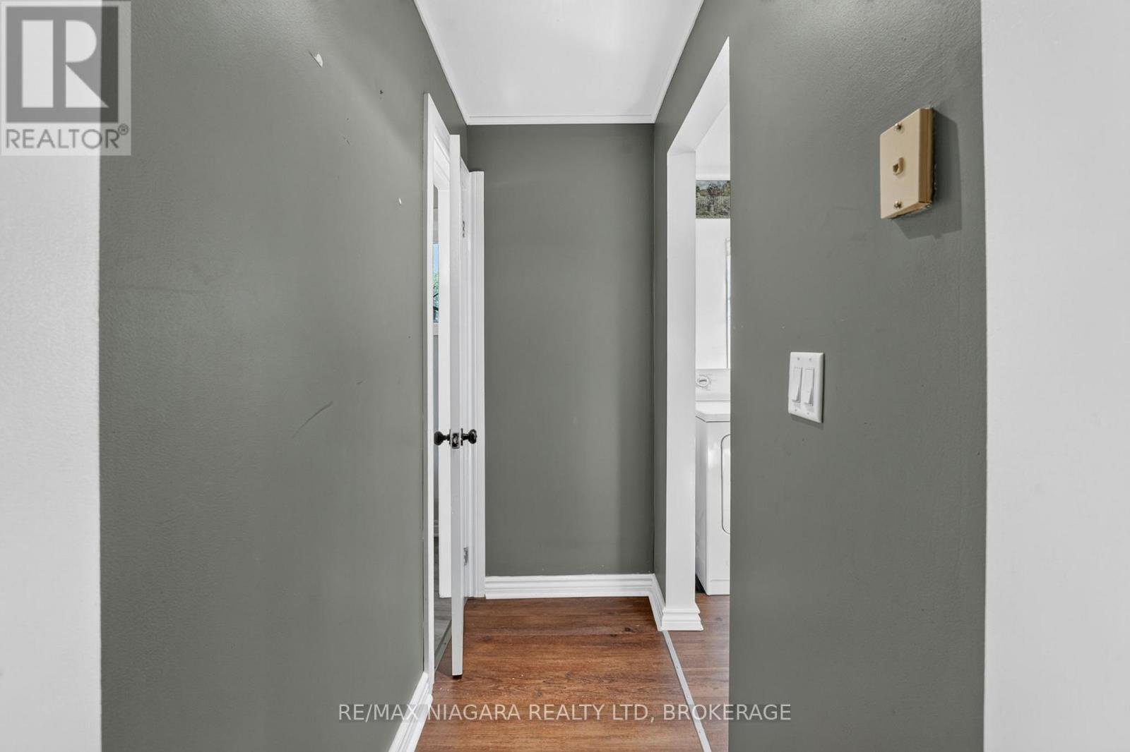 3776 BERTIE STREET - 16