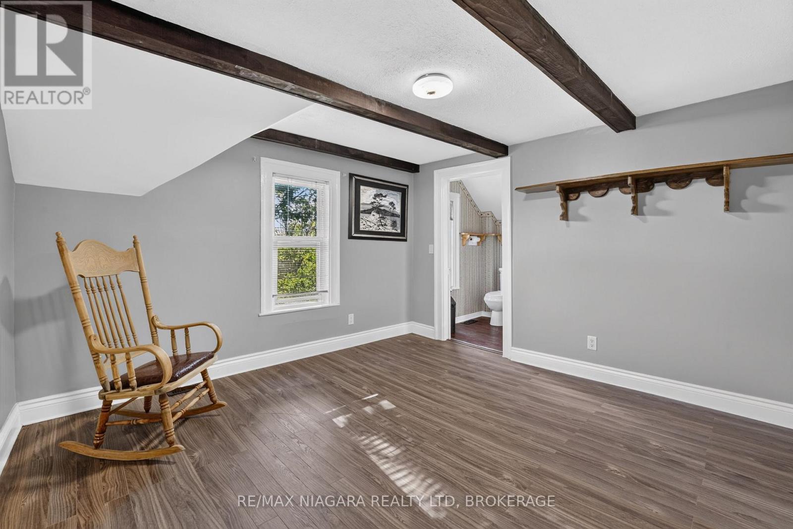 3776 BERTIE STREET - 26