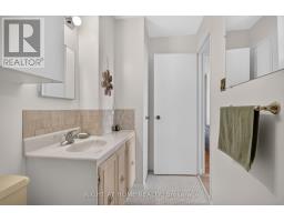 2204 - 1785 Frobisher Lane, Ottawa, ON K1G3T7 Photo 27