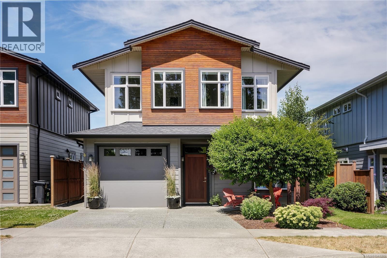 2020 Deerbrush Cres - 1