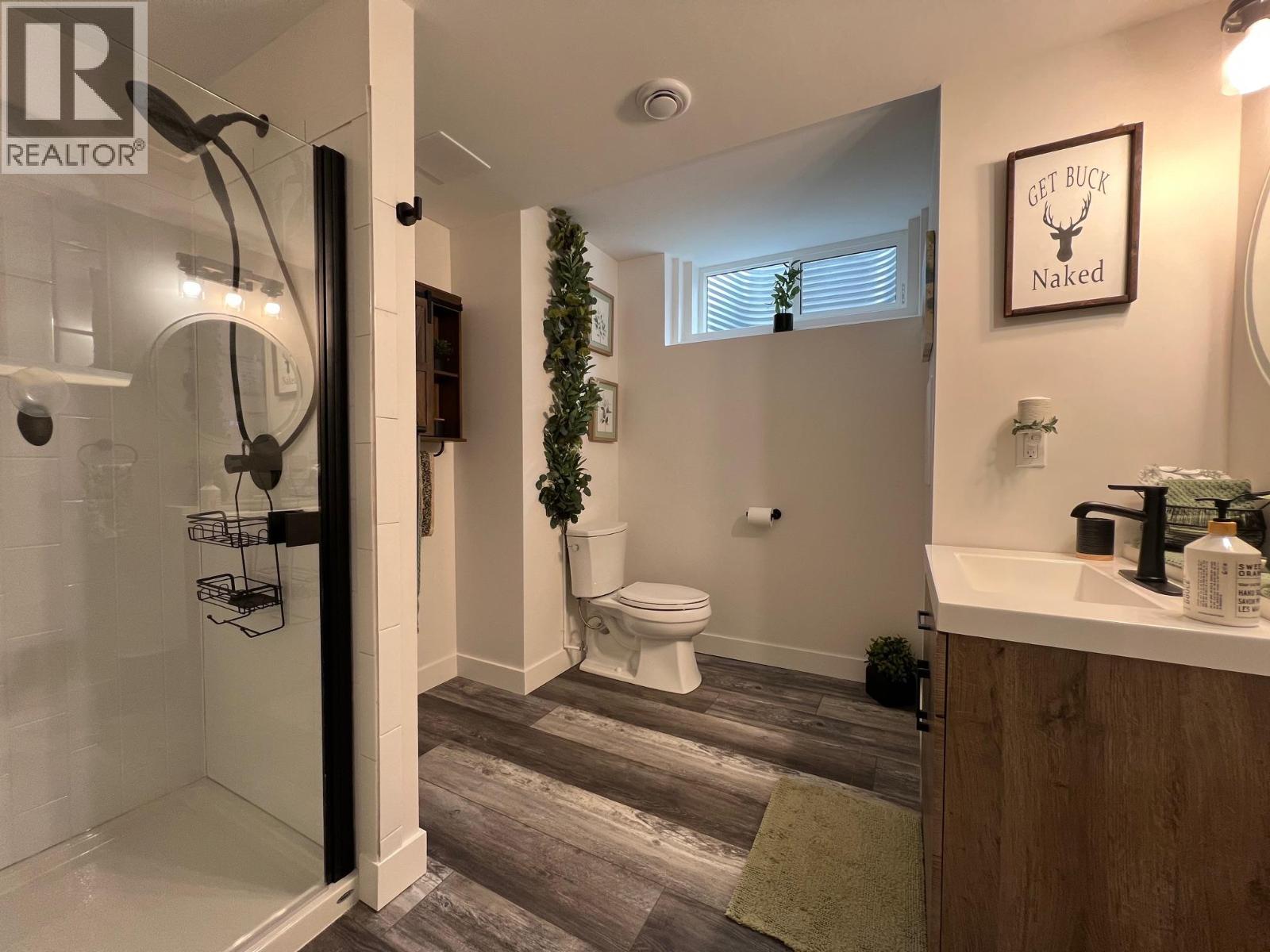 457 4 th Street - 21