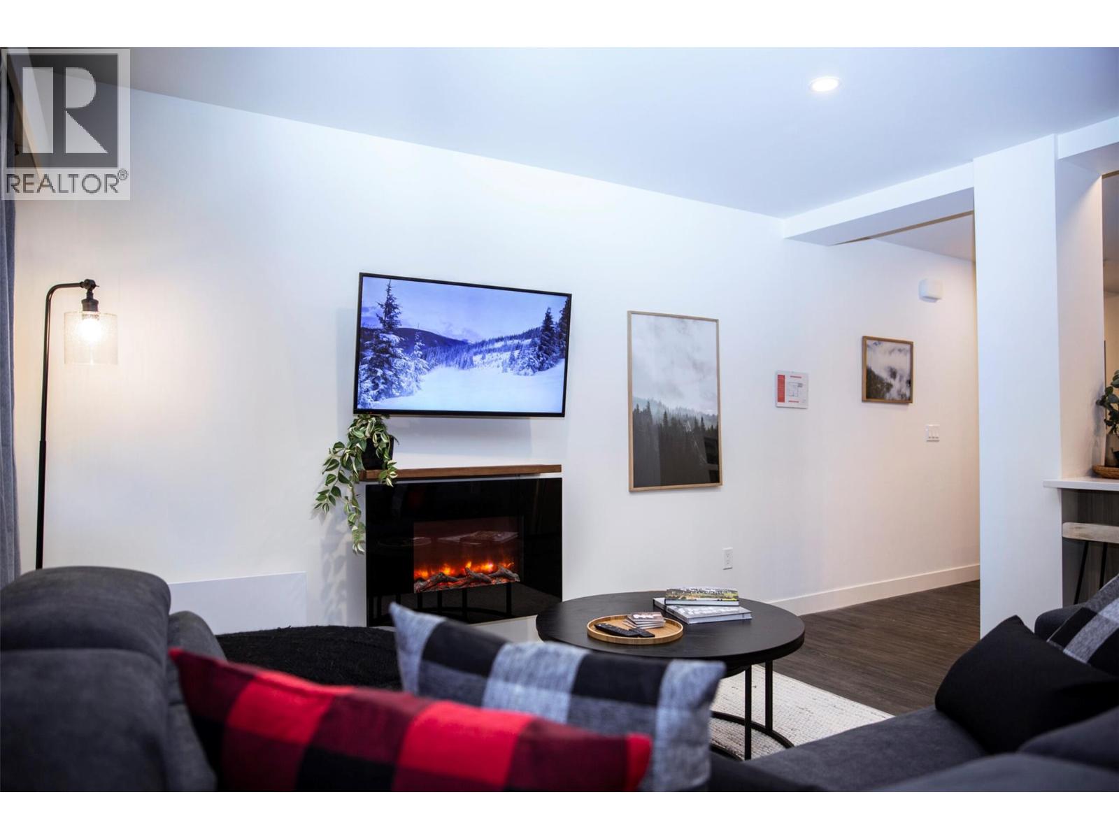 #5101 1901 Nels Nelson Crescent - 5