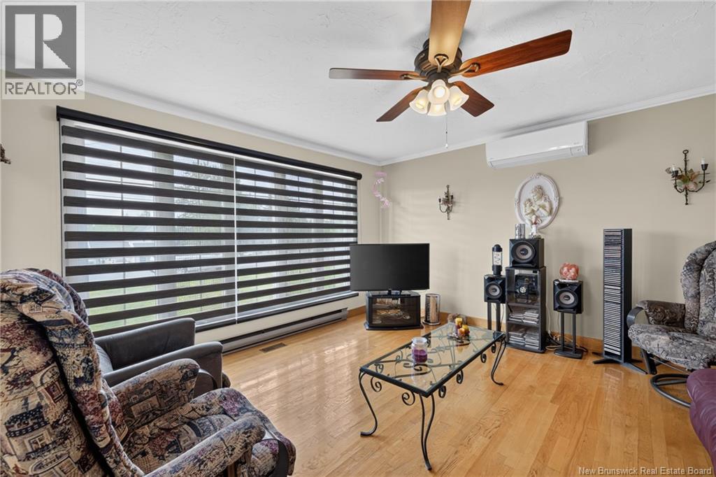 1275 Des Pionniers Avenue - Image 21