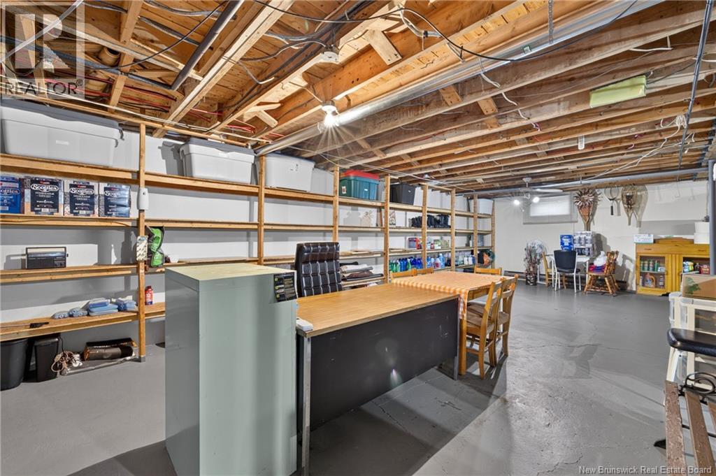 1275 Des Pionniers Avenue - Image 41