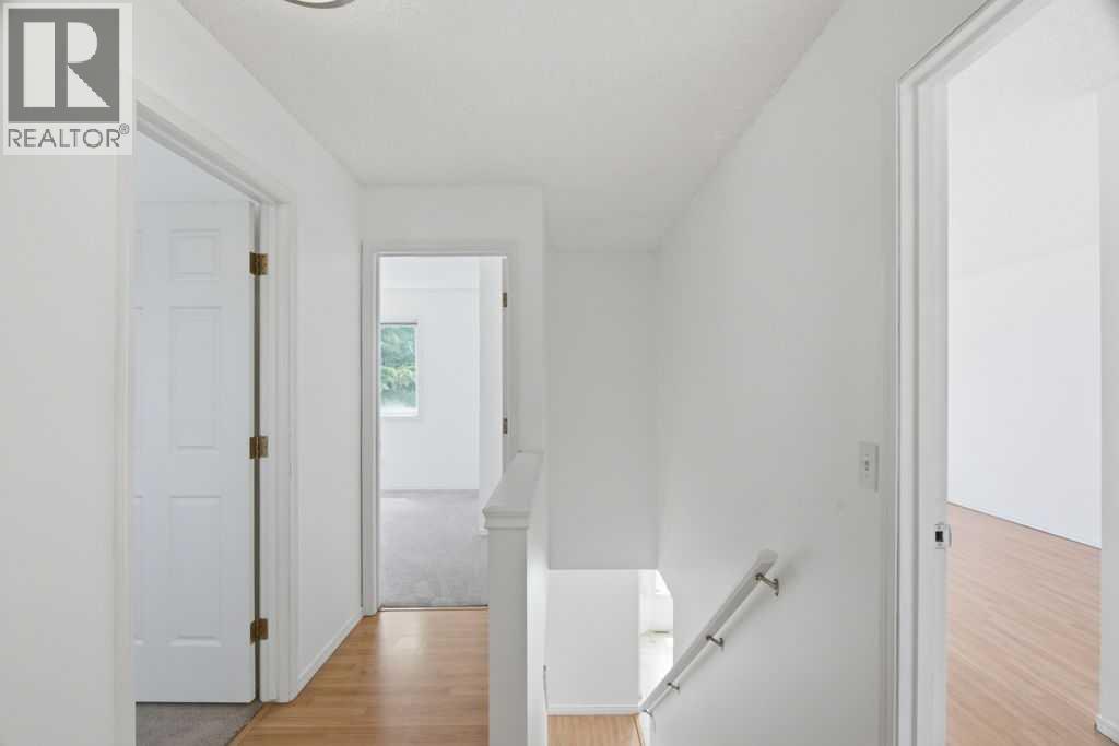 690 Coventry Drive NE — photo 21