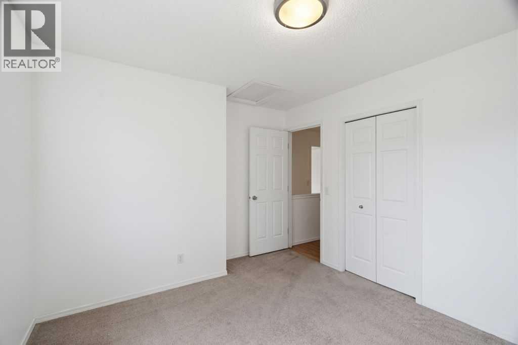 690 Coventry Drive NE — photo 25