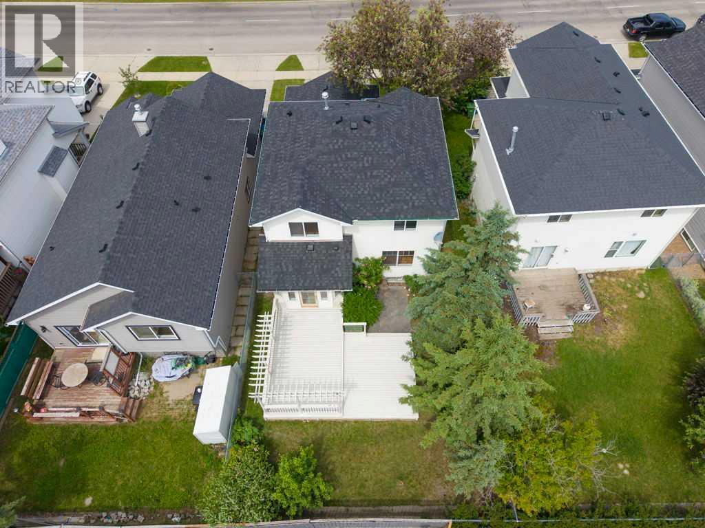 690 Coventry Drive NE - photo 3