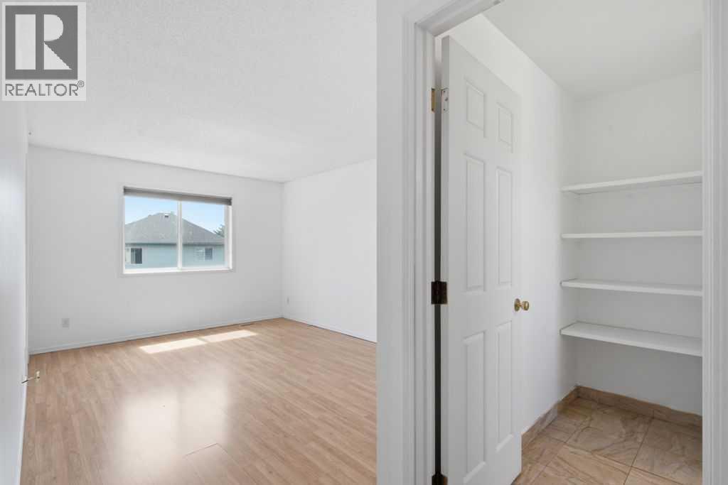 690 Coventry Drive NE — photo 31