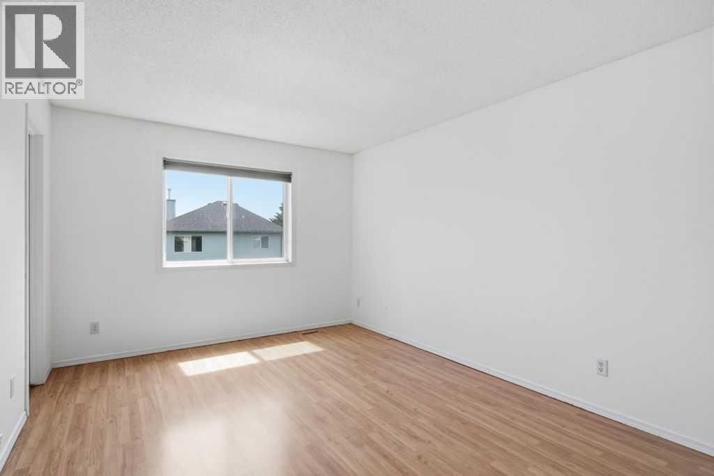 690 Coventry Drive NE — photo 33