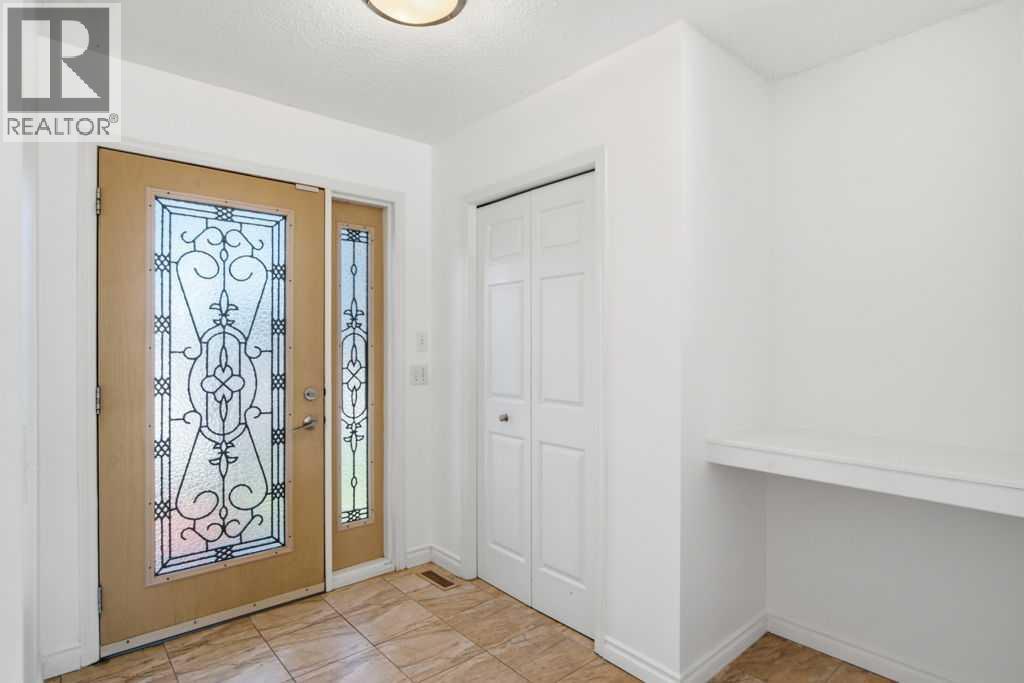 690 Coventry Drive NE - photo 5