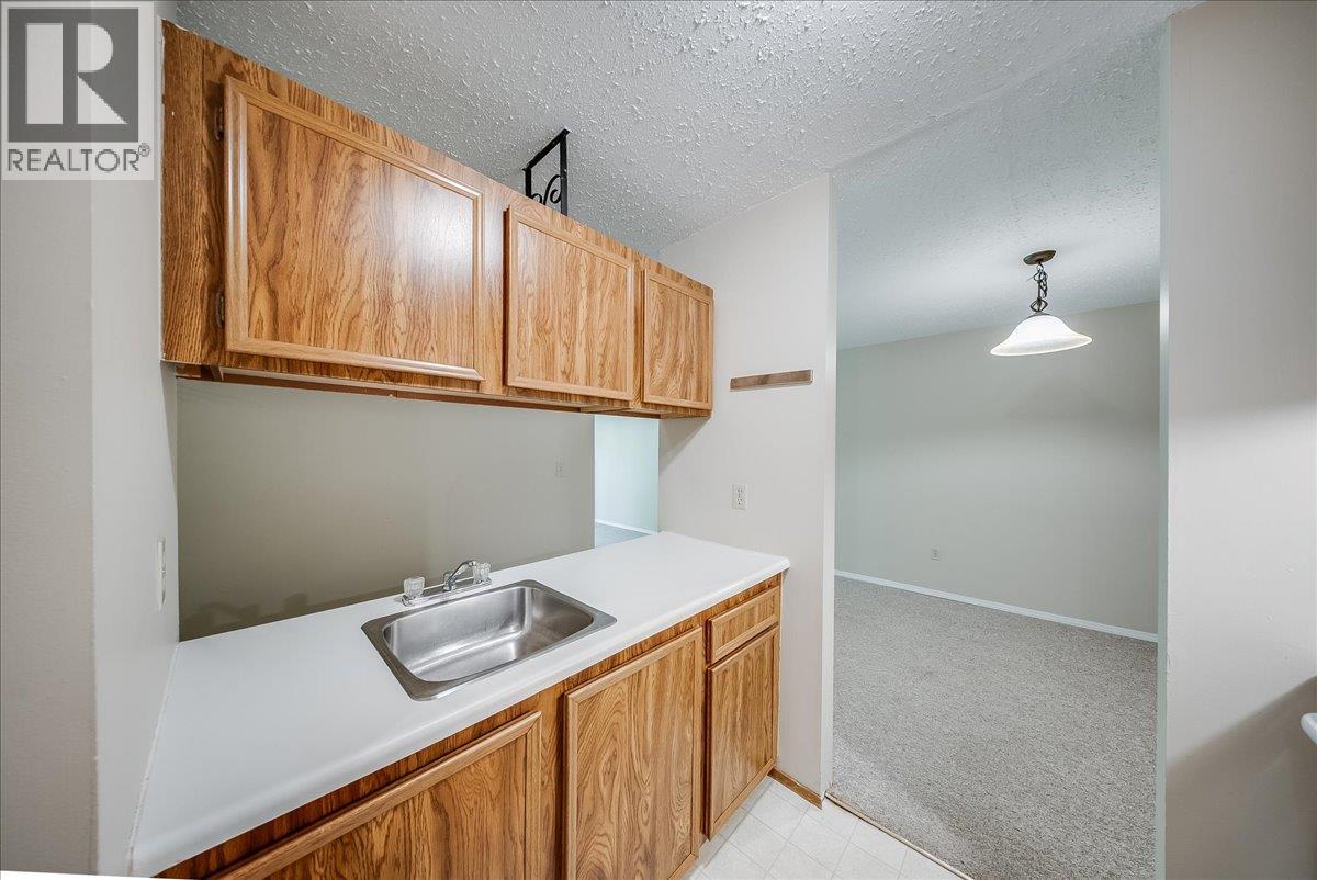#203 1800 Kirkup Avenue - 8