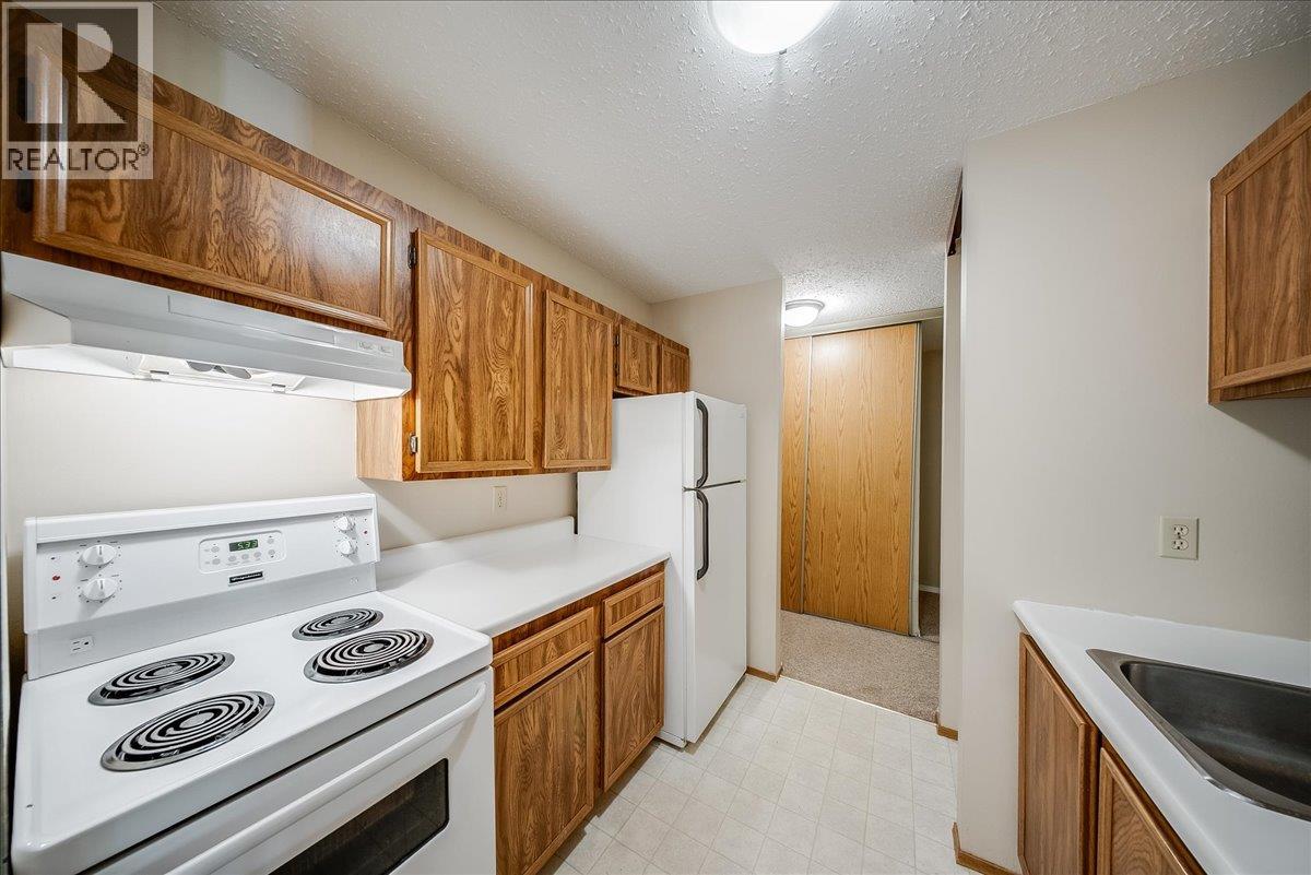#203 1800 Kirkup Avenue - 12