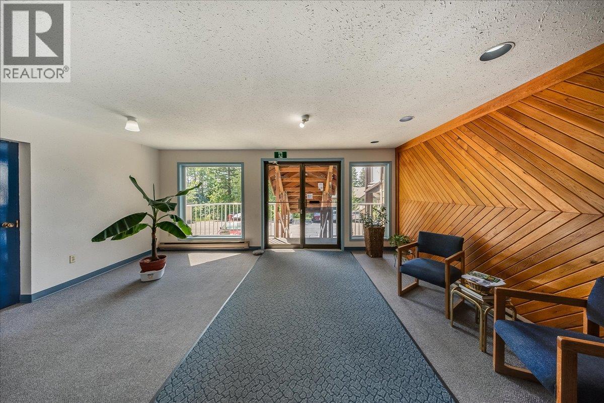 #203 1800 Kirkup Avenue - 37