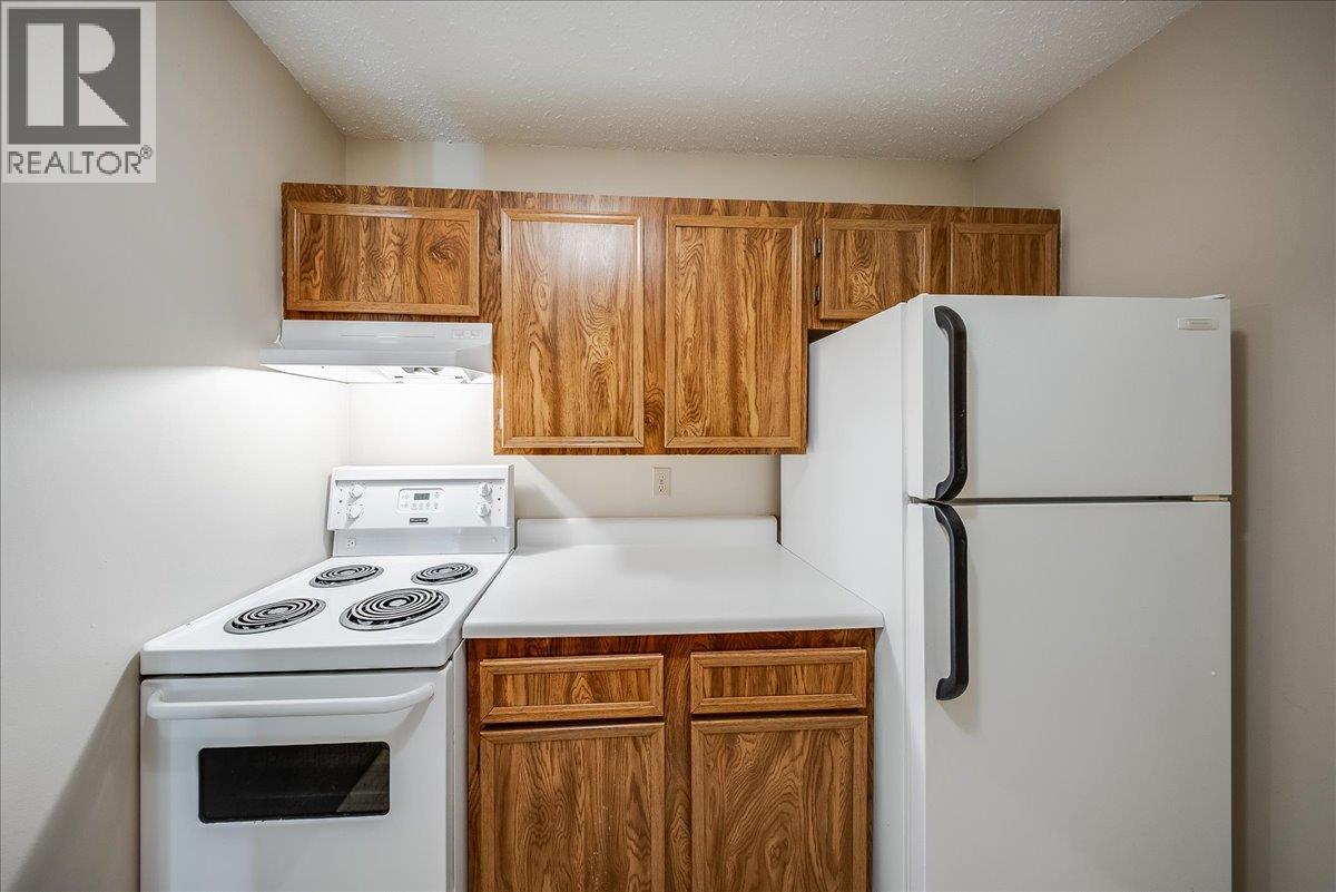 #203 1800 Kirkup Avenue - 9