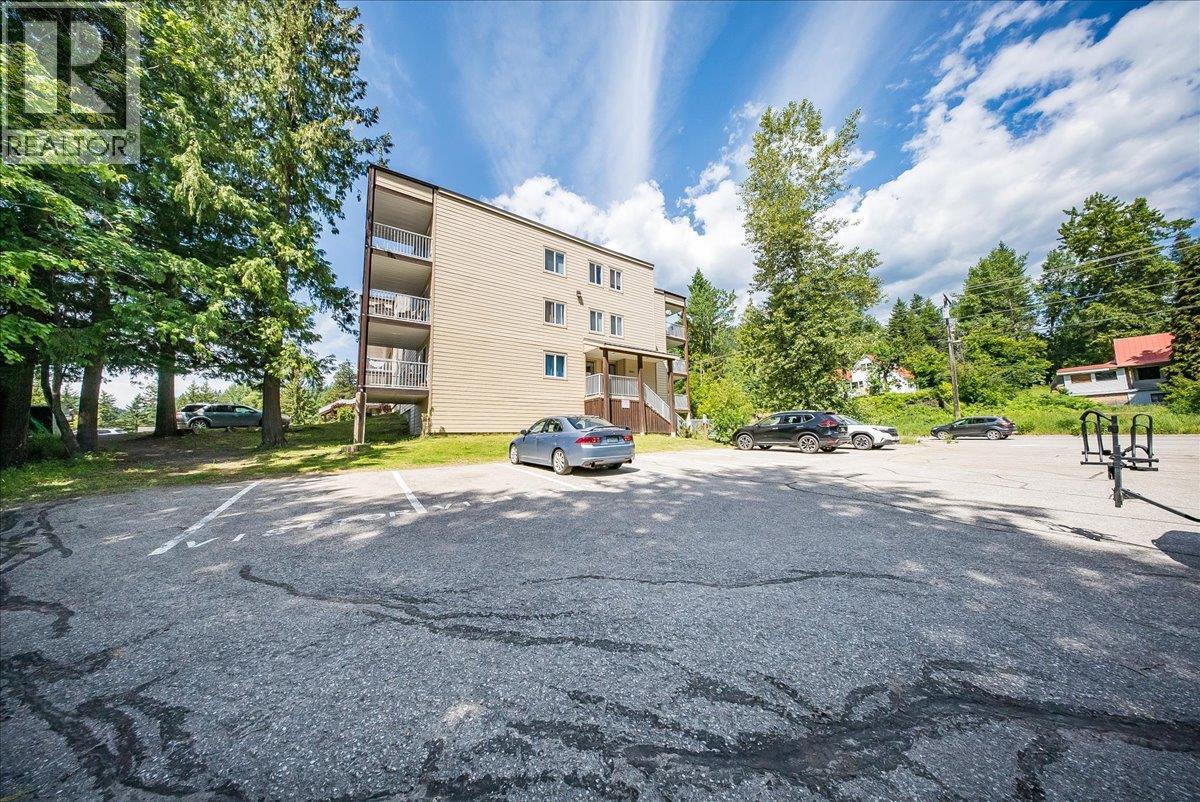 #203 1800 Kirkup Avenue - 39