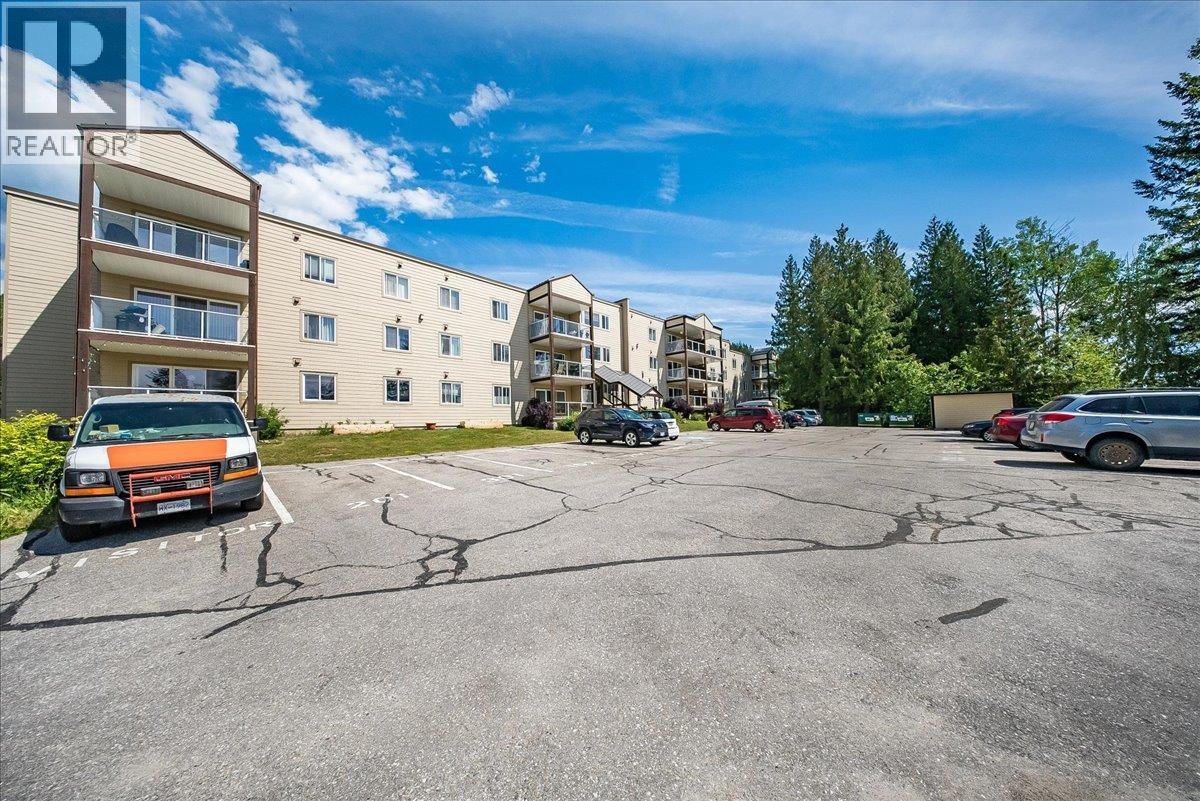 #203 1800 Kirkup Avenue - 2