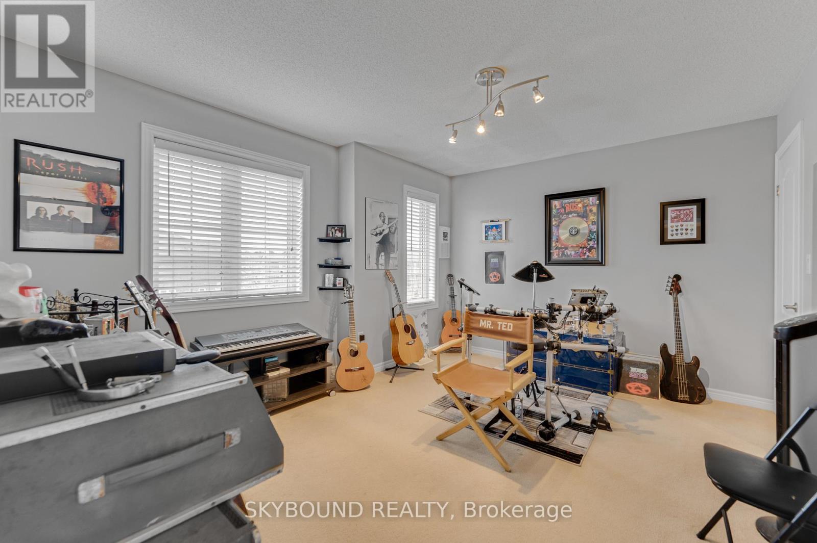 365 VALRIDGE DRIVE - 21