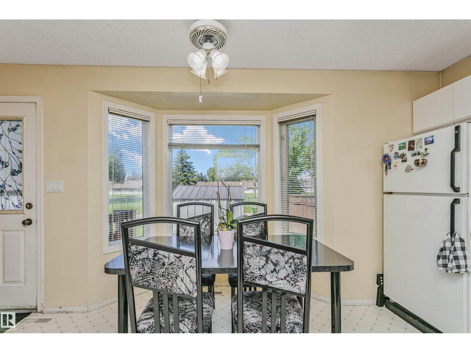 1612 80A ST NW - 17