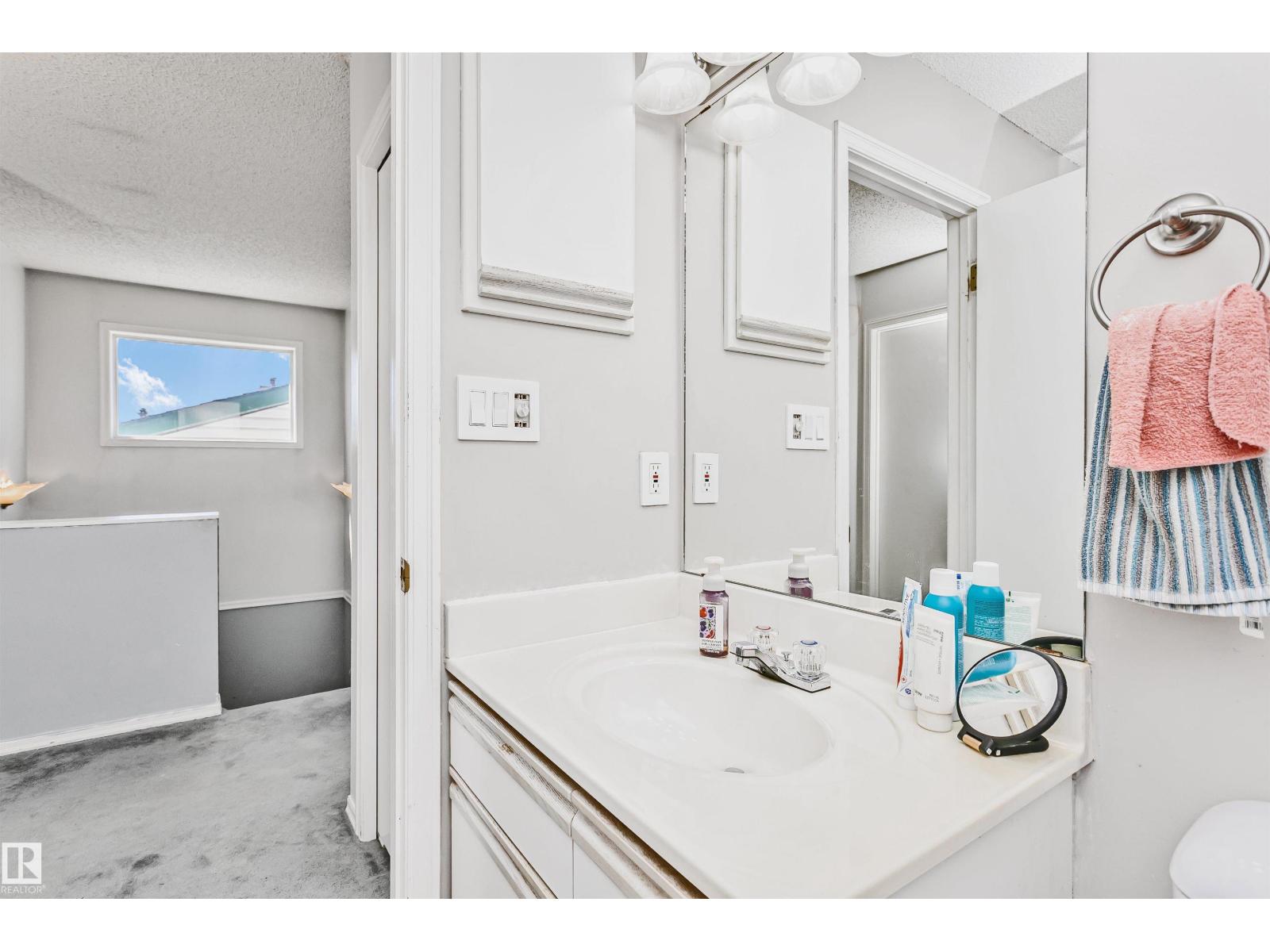 1612 80A ST NW - 34