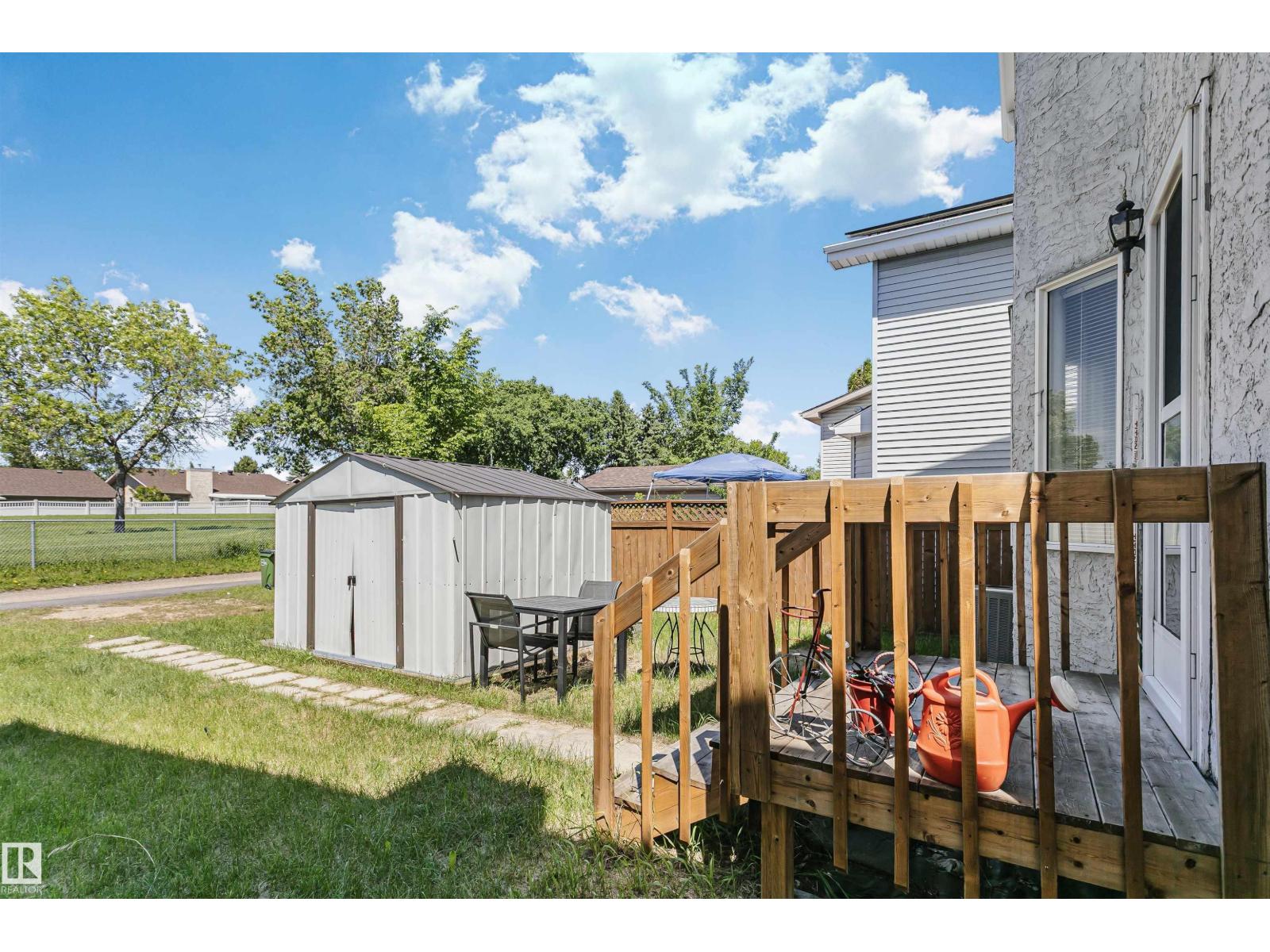1612 80A ST NW - 41