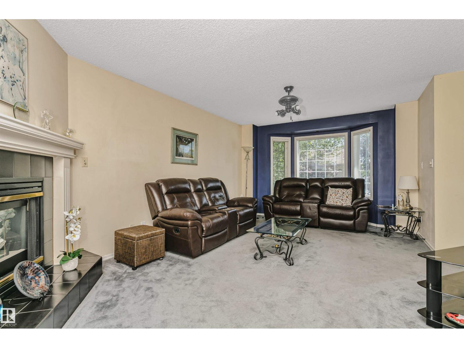 1612 80A ST NW - 5