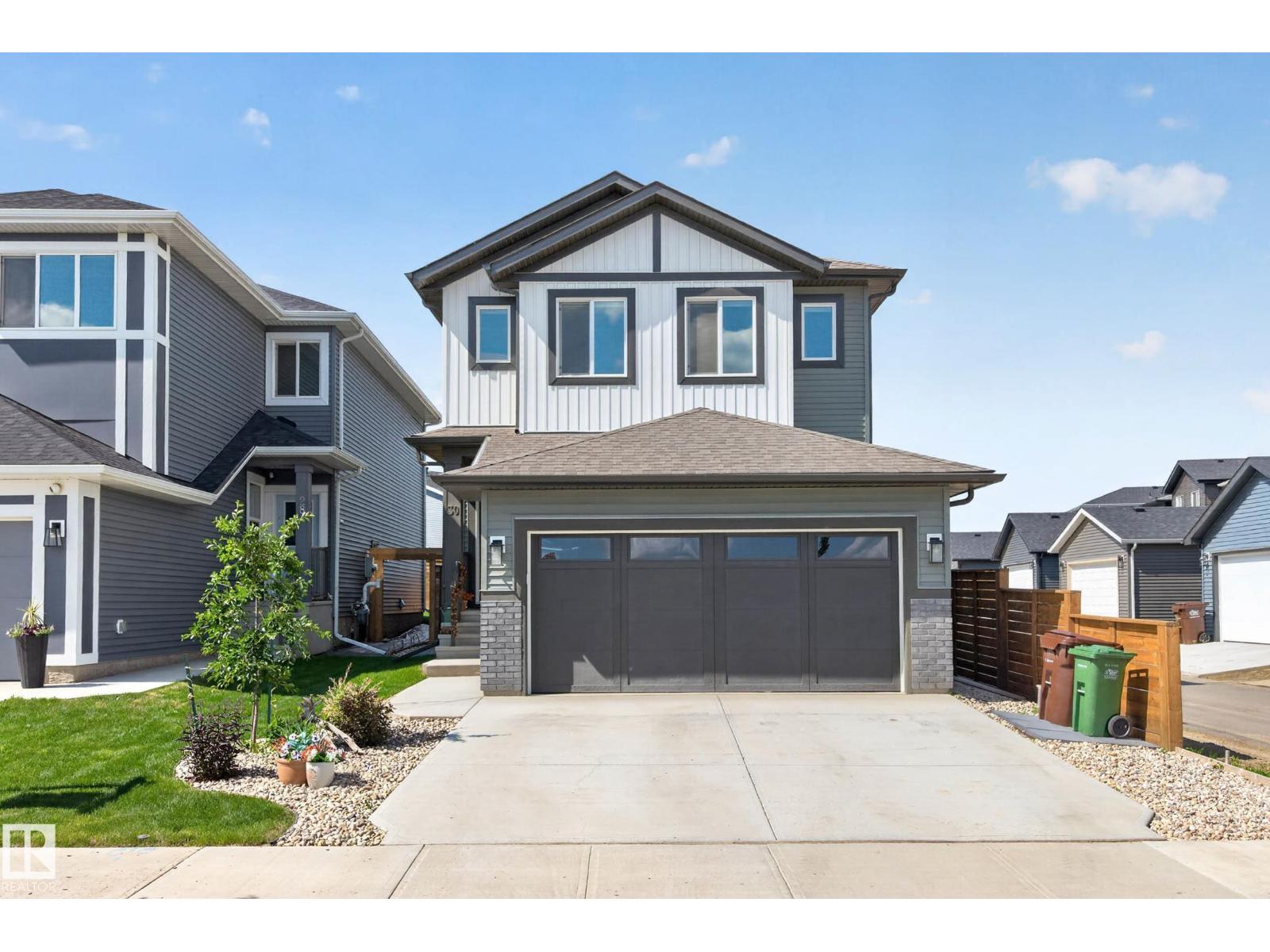 30 ROSEWOOD WY - 1