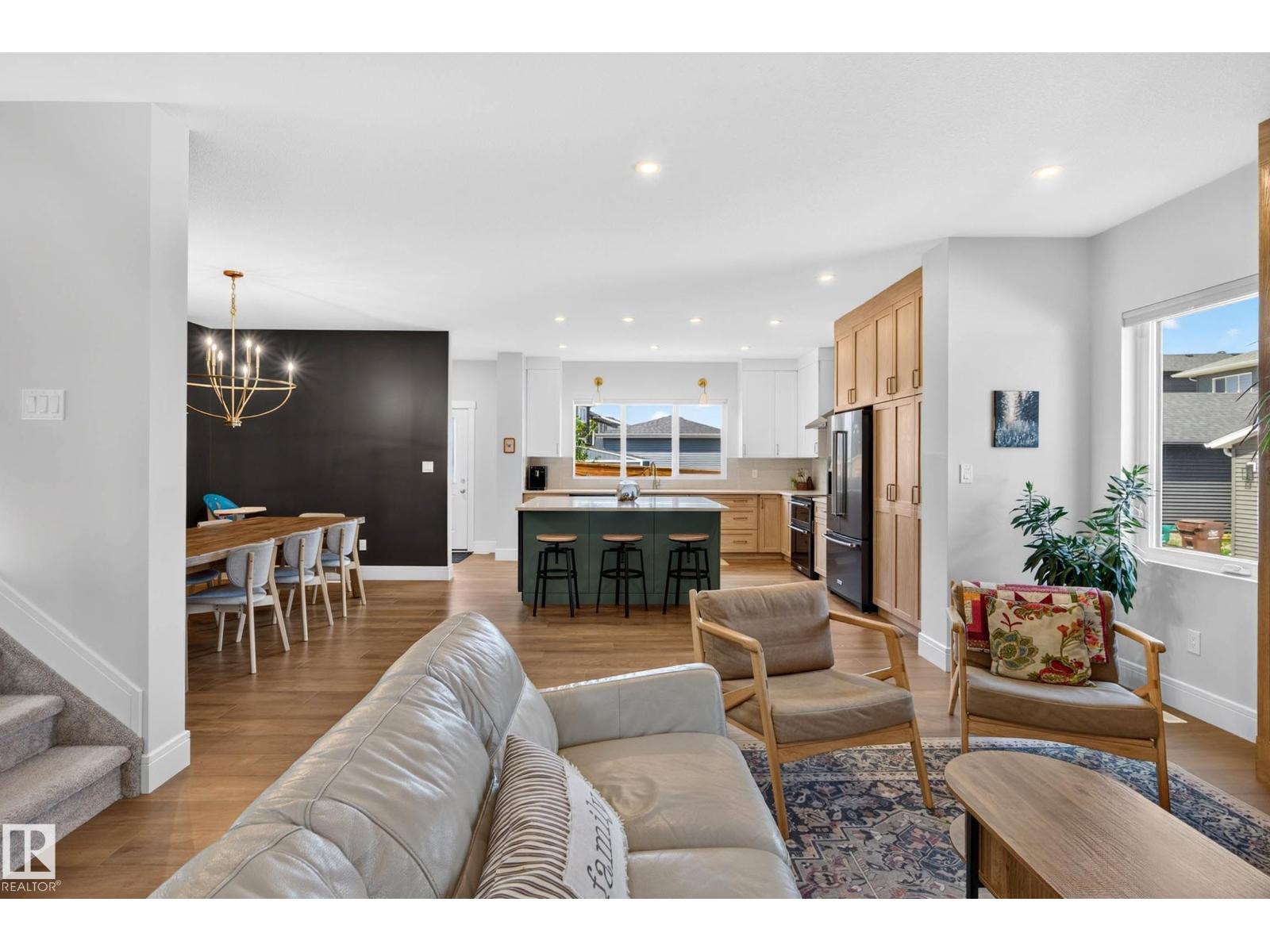 30 ROSEWOOD WY - 10