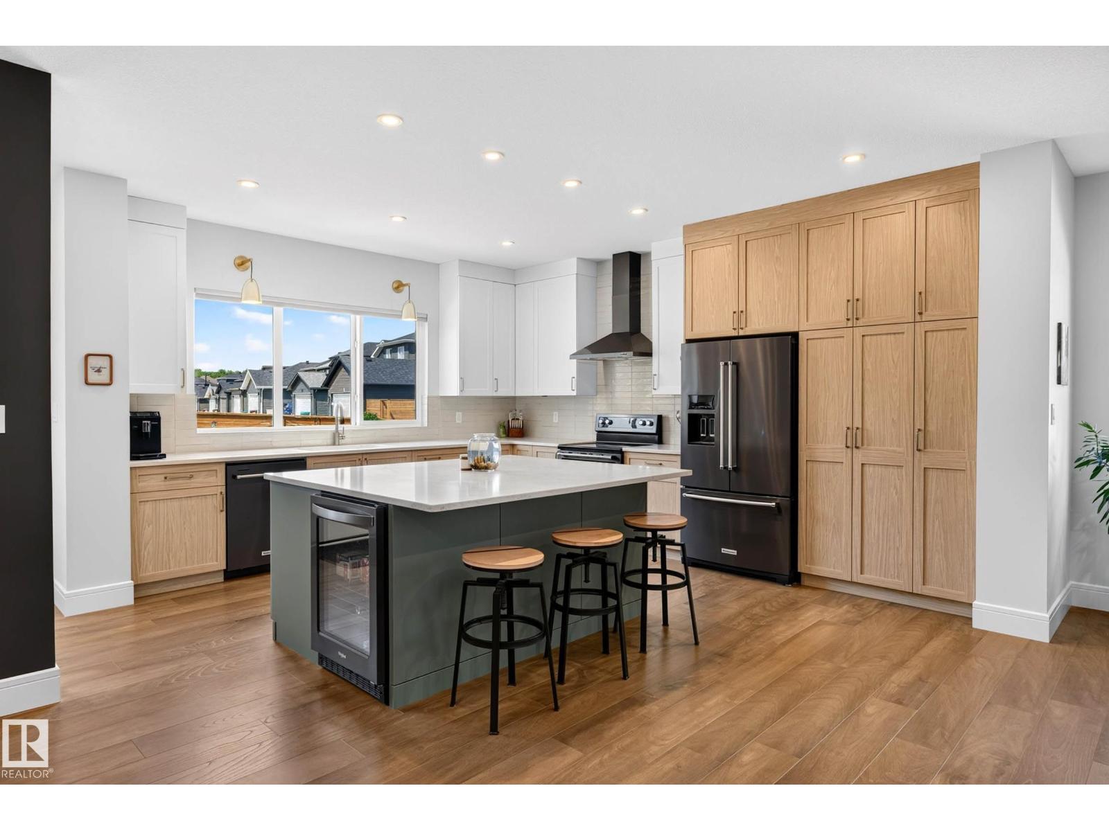 30 ROSEWOOD WY - 12