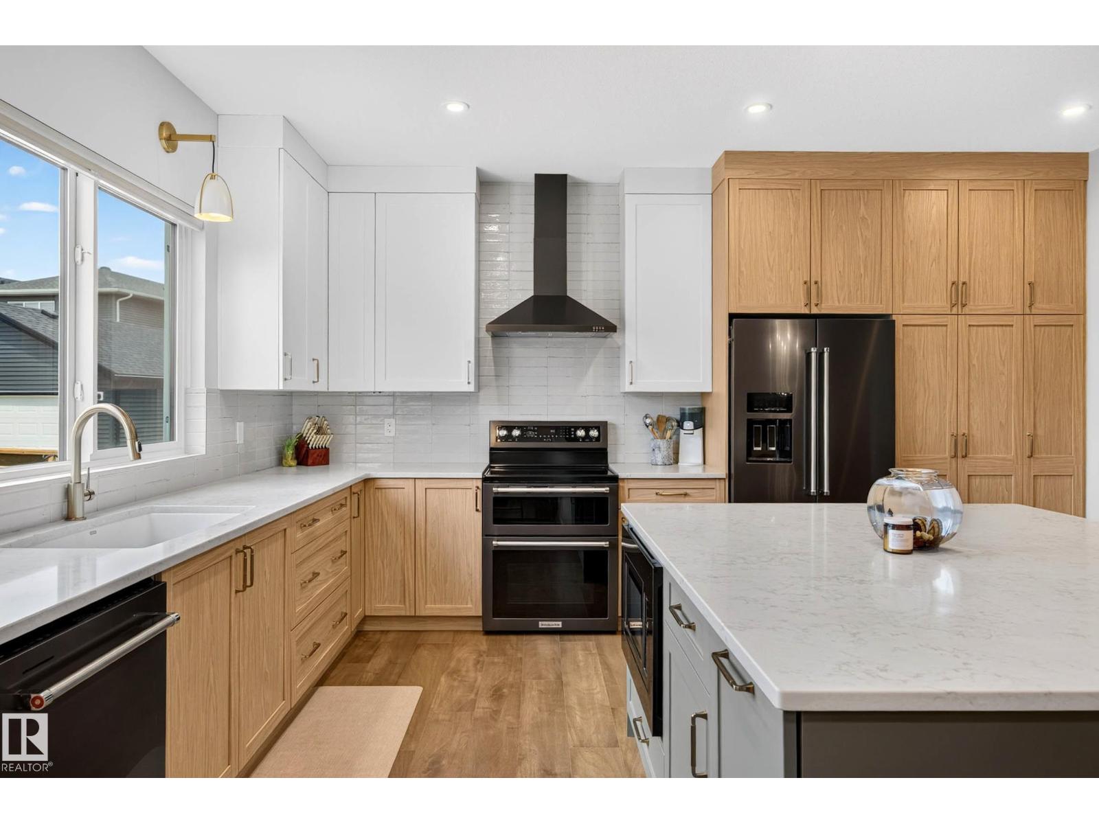 30 ROSEWOOD WY - 14