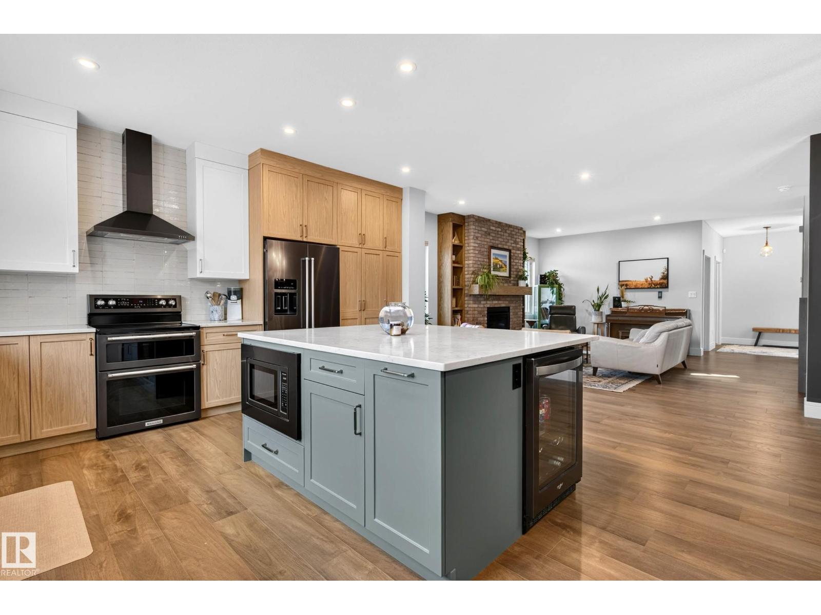 30 ROSEWOOD WY - 15