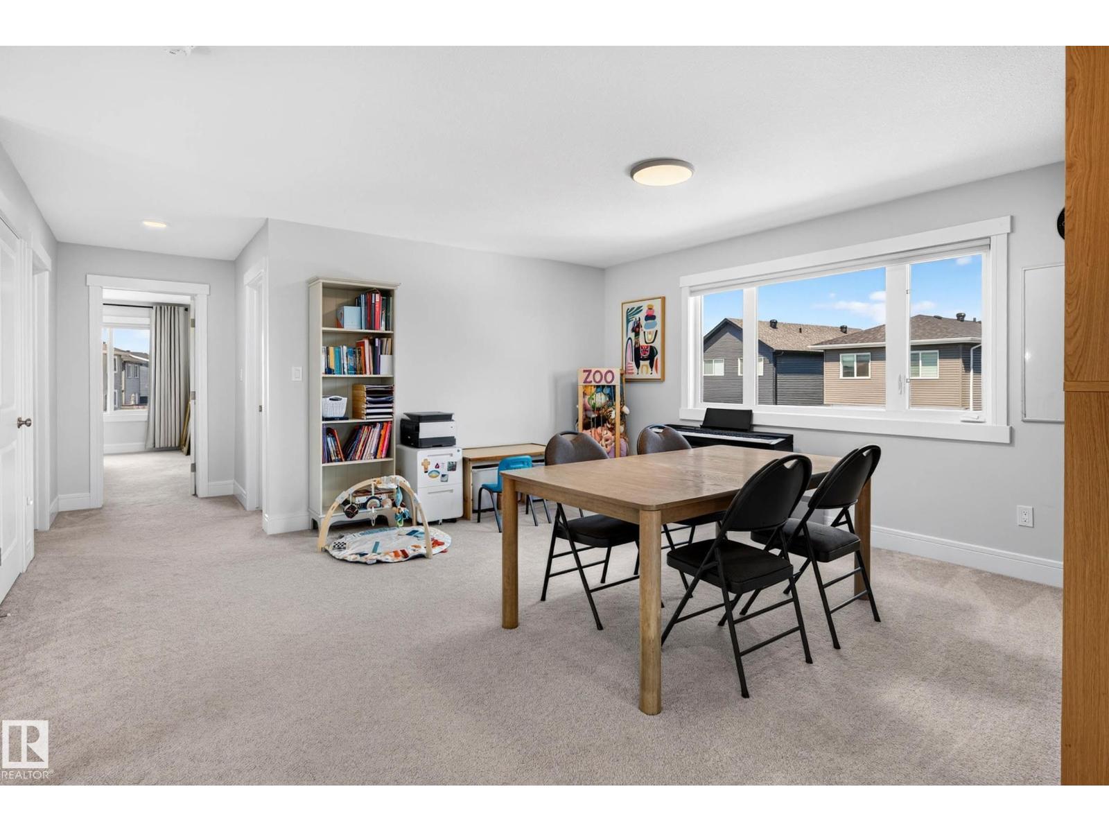 30 ROSEWOOD WY - 23