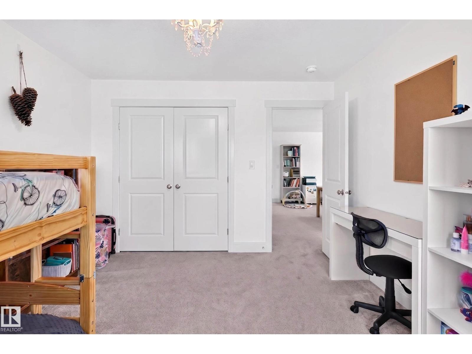 30 ROSEWOOD WY - 35