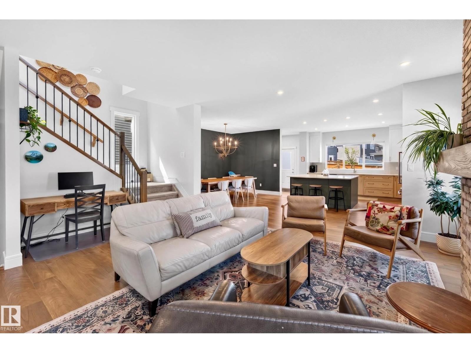 30 ROSEWOOD WY - 9
