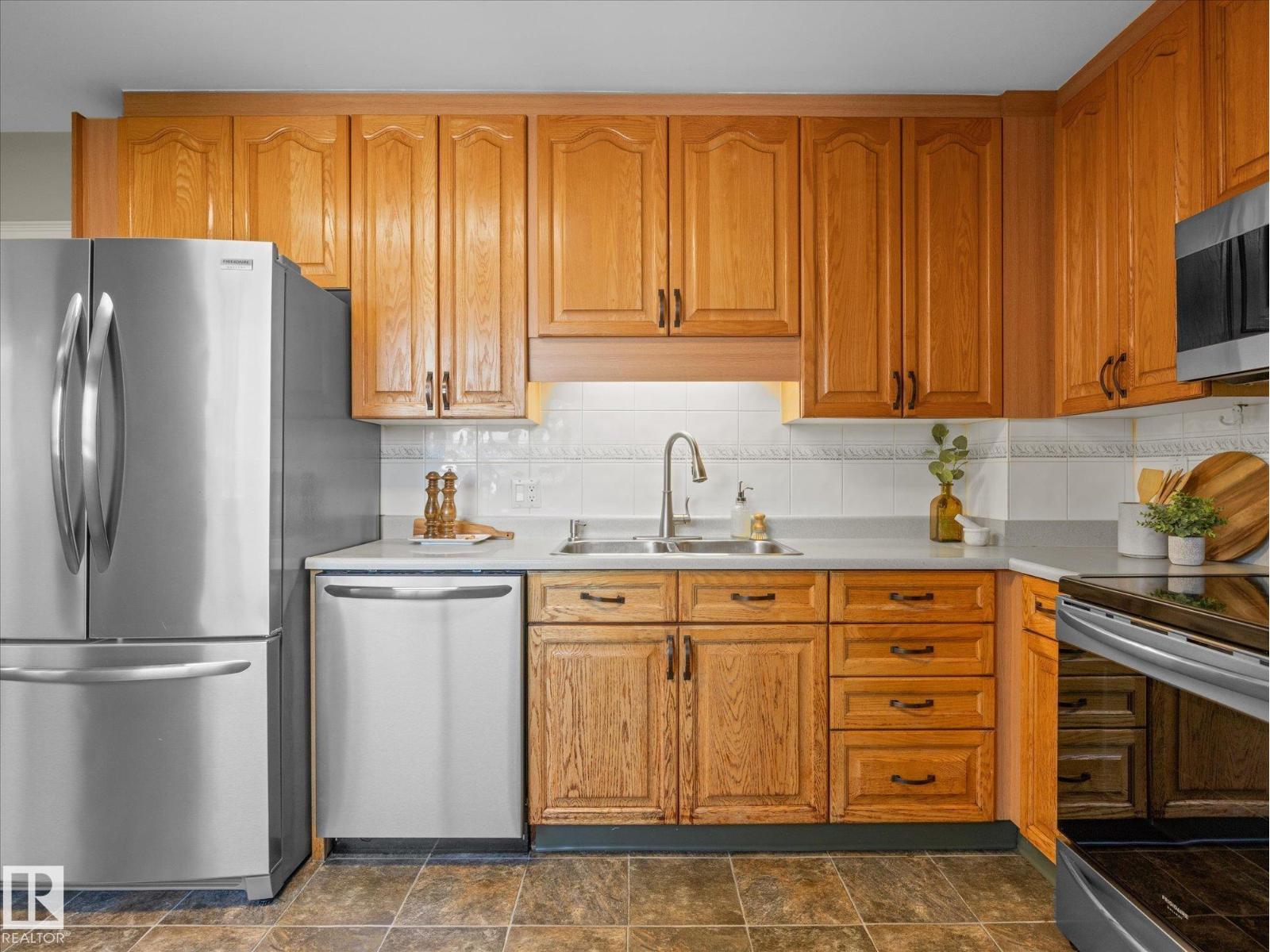 13623 136A AV NW - 10