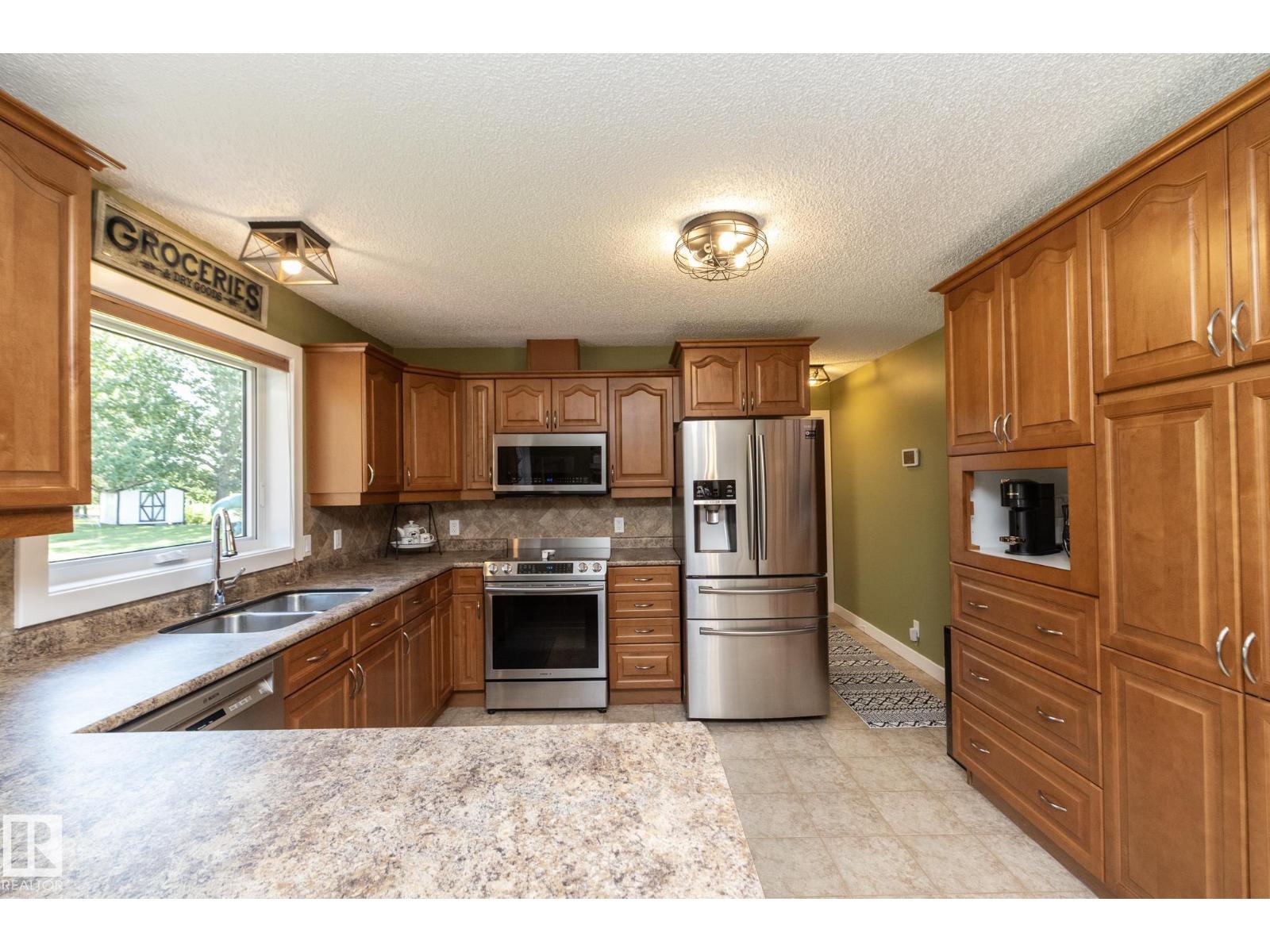 #40 2022 PARKLAND DR - 15