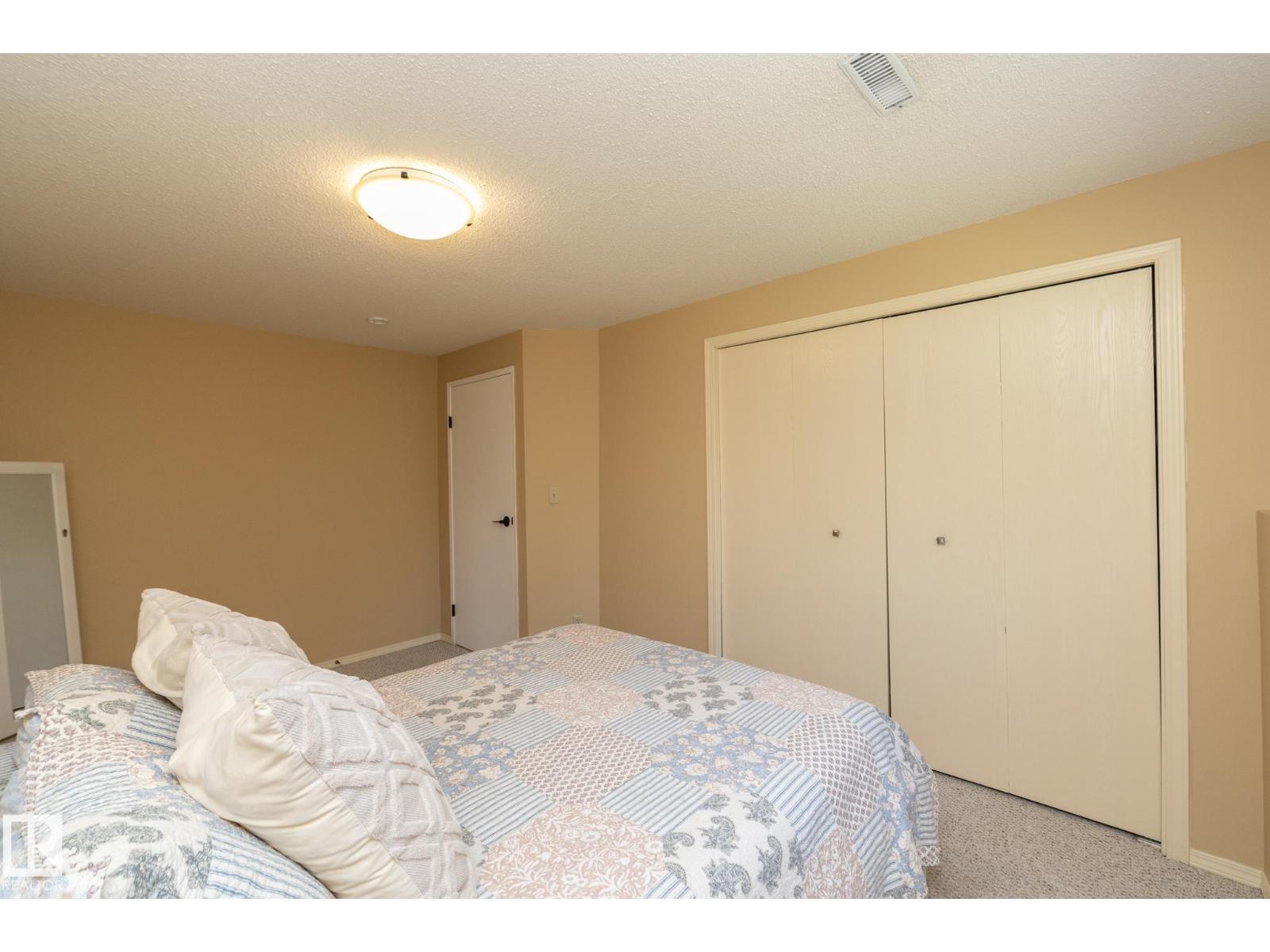 #40 2022 PARKLAND DR - 46